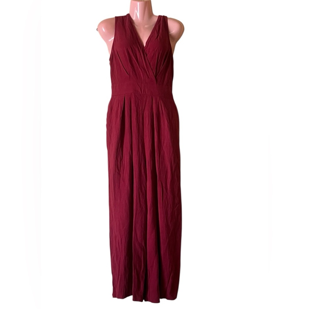 Sleeveless jumpsuit